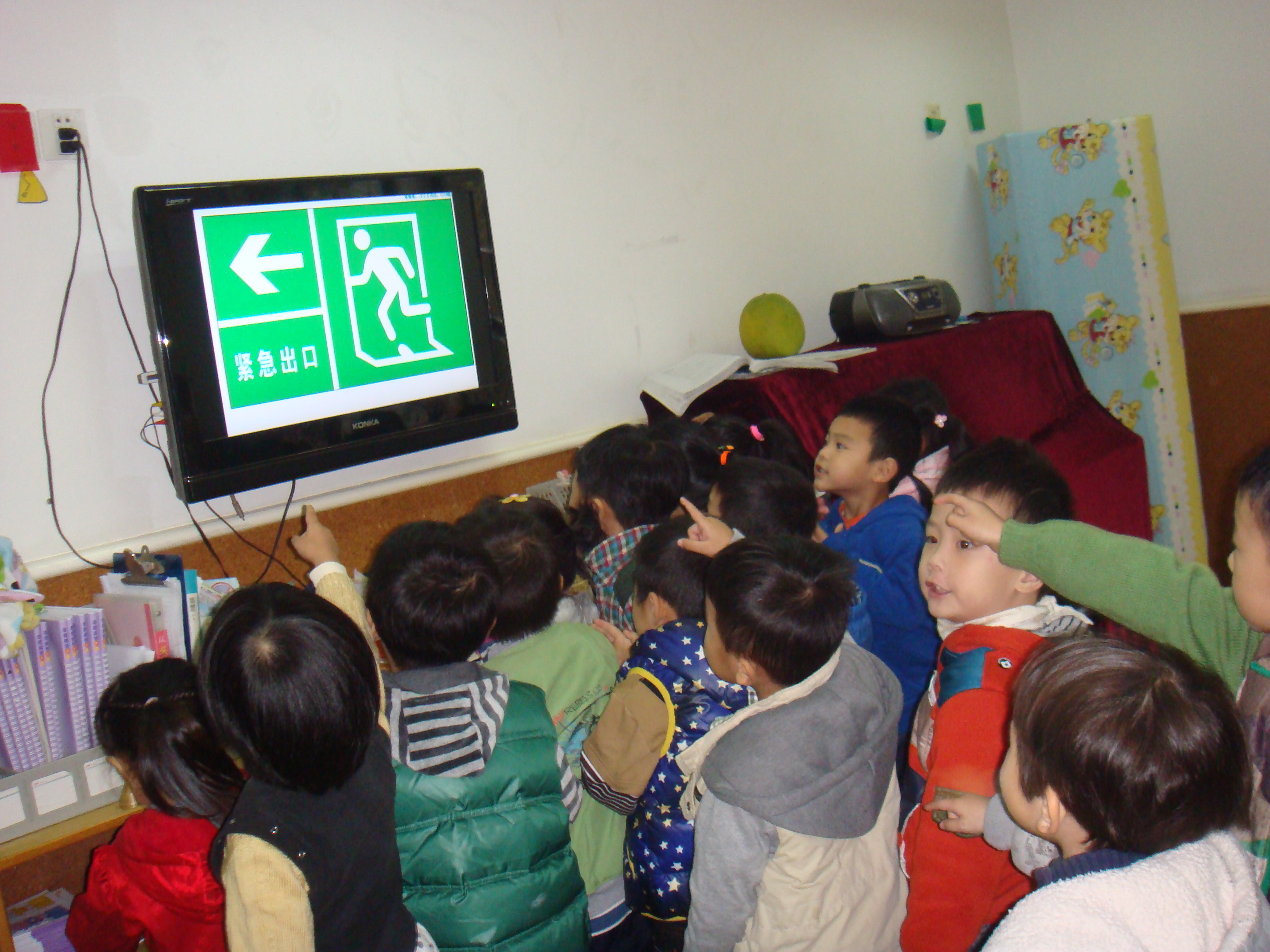 胜利金都幼儿园举办消防安全教育主题月